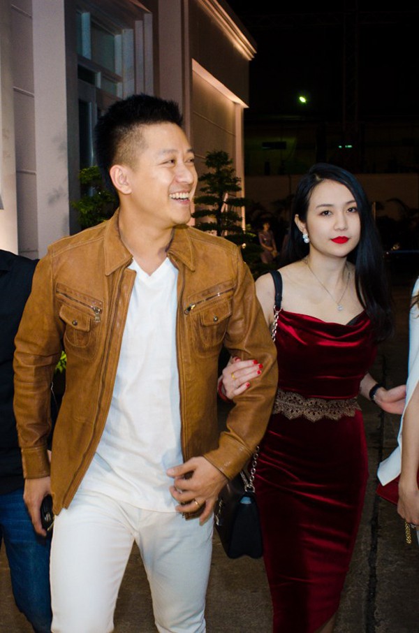 Người vợ khiến Tuấn Hưng mỉm cười sau giọt nước mắt cay đắng vì bị hủy show phút chót-4