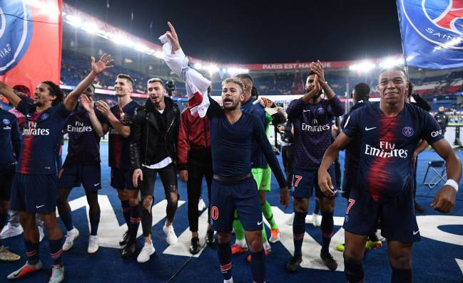 Neymar - Mbappe kết băng đảng, tẩy chay Cavani-3