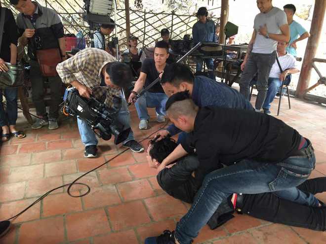 Rò rỉ cảnh nóng bị cắt khỏi Quỳnh búp bê, lộ clip chứng minh Cảnh soái ca còn sống-5