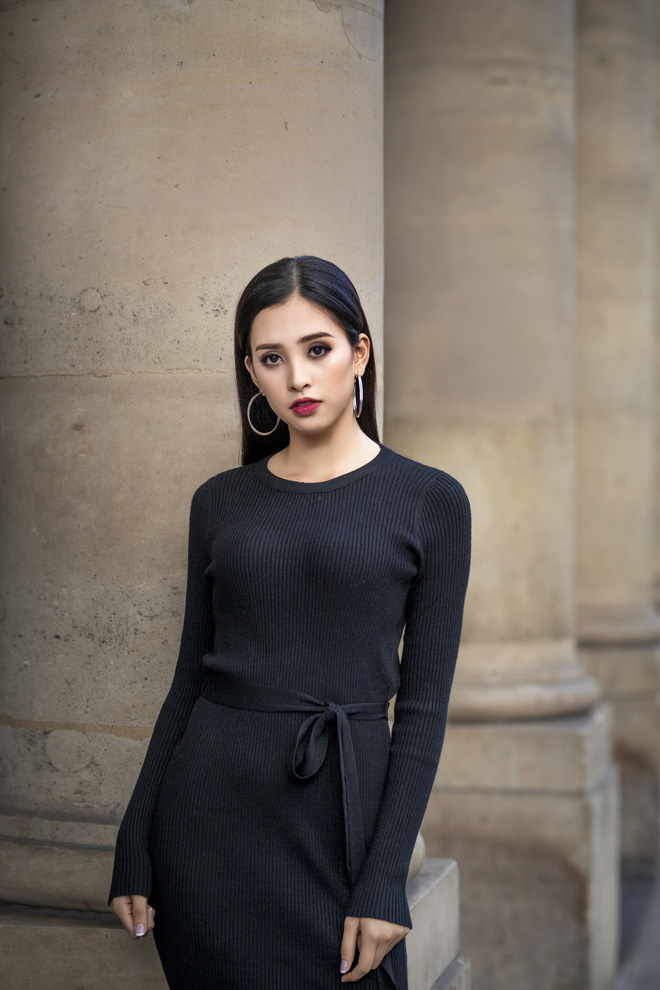 Những khoảnh khắc khoe thần thái sắc sảo và thu hút của Hoa hậu Tiểu Vy trong bộ ảnh chụp tại Paris-5