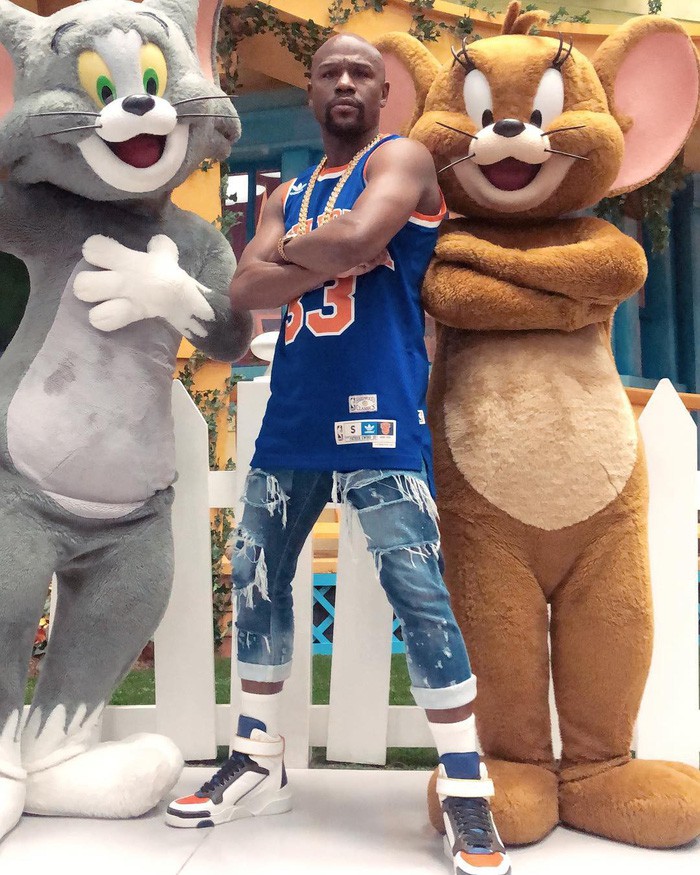 Cuộc sống vương giả của độc cô cầu bại Mayweather: Đi vòng quanh thế giới bằng máy bay riêng-8