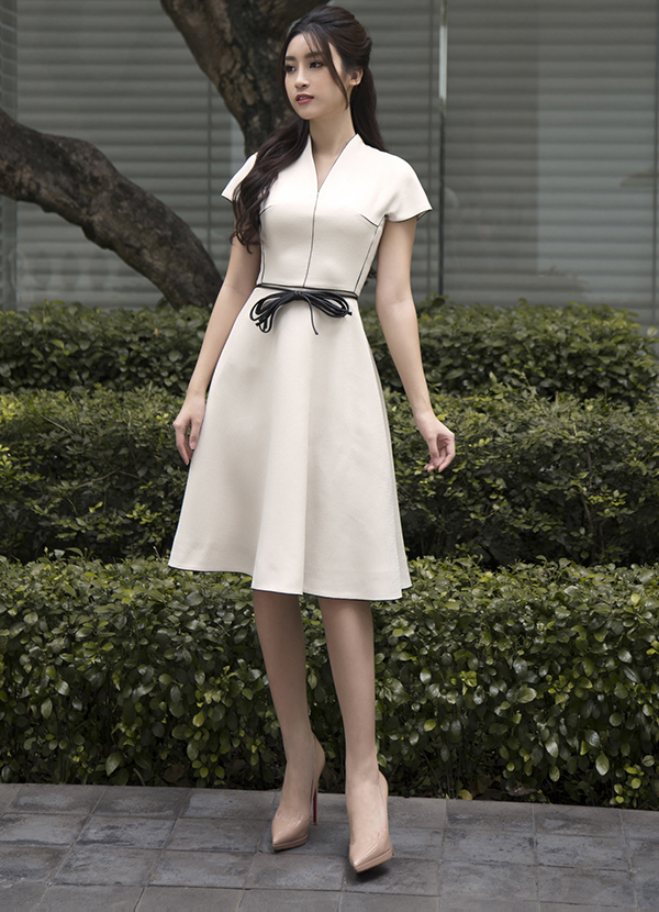 Sau nhiệm kỳ Hoa hậu, Đỗ Mỹ Linh khoe thần thái rạng ngời trong bộ ảnh mới-6