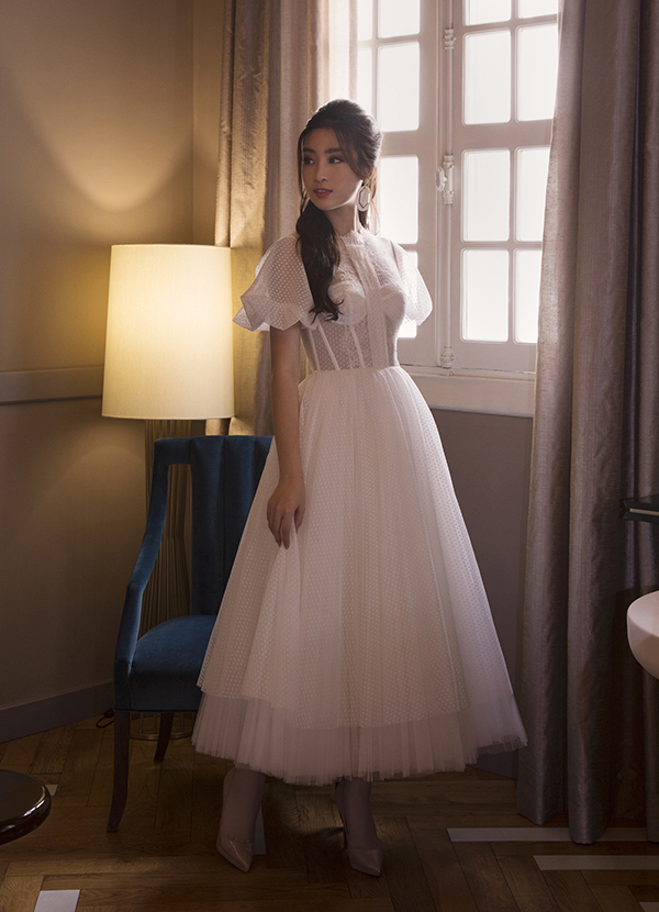 Sau nhiệm kỳ Hoa hậu, Đỗ Mỹ Linh khoe thần thái rạng ngời trong bộ ảnh mới-7