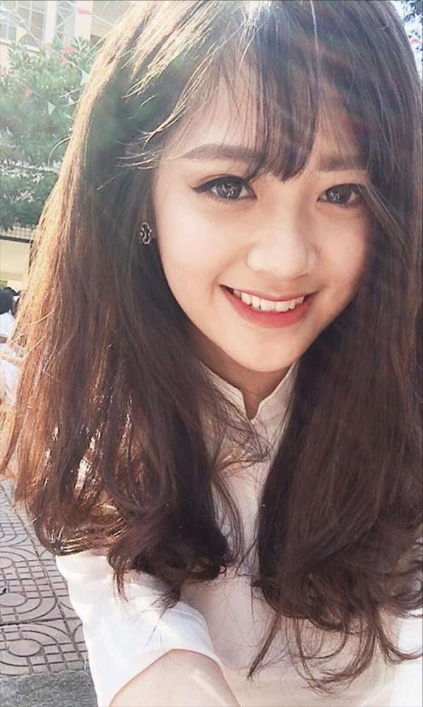 Nữ sinh học viện hàng không xinh đẹp và tài năng như thế nào?-1