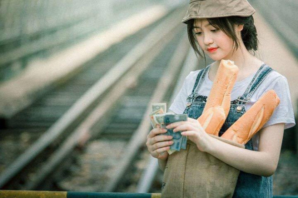 Nữ sinh học viện hàng không xinh đẹp và tài năng như thế nào?-3