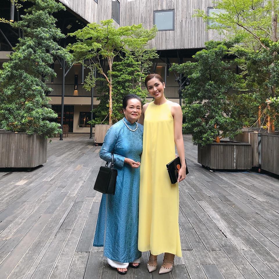 Tăng Thanh Hà khoe bàn tiệc thịnh soạn do mẹ đẻ nấu ngon và đẹp mắt như nhà hàng-5