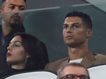 Ronaldo từng qua đêm” với hoa hậu quần vợt Sharapova?-2