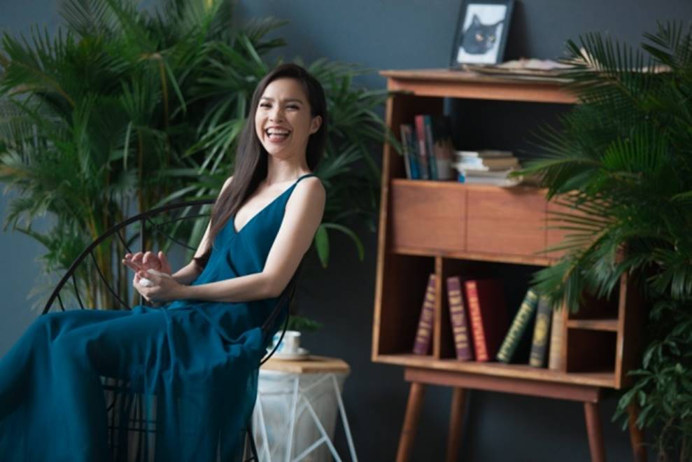 Đã bước sang hàng U40, Hiền Thục vẫn trẻ trung và thanh xuân hơn gái 18-7