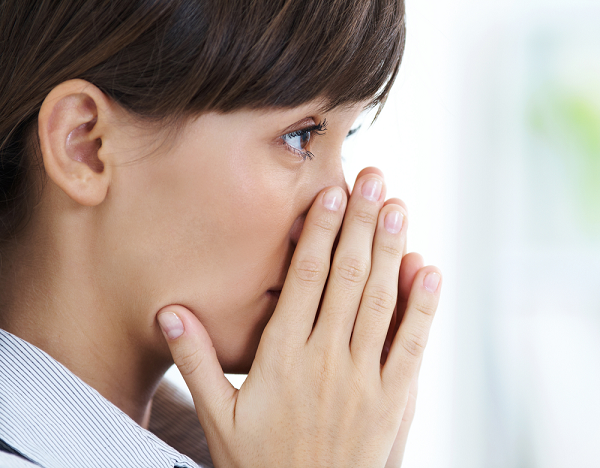 Chị gái ở nhà biệt thự đi xe sang, vậy mà không rỉ một xu cho mẹ chữa bệnh, thì ra phía sau là cả một chuyện động trời-2