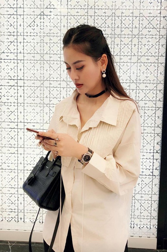 Mất tiền trùng tu nhan sắc: HH Kỳ Duyên lại trở nên giống đến khó phân biệt với loạt mỹ nhân showbiz-8