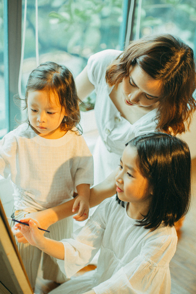 Lưu Hương Giang - Hồ Hoài Anh lần đầu khoe mái ấm nhỏ với gia đình đủ 4 thành viên-11