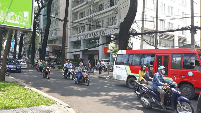 Cô gái trẻ 19 tuổi nhảy lầu tự tử để lại thư tuyệt mệnh có biểu hiện trầm cảm, từng đi du học-1