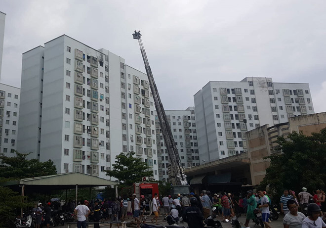 Nổ gas ở chung cư 12 tầng, hàng trăm người hoảng loạn-1