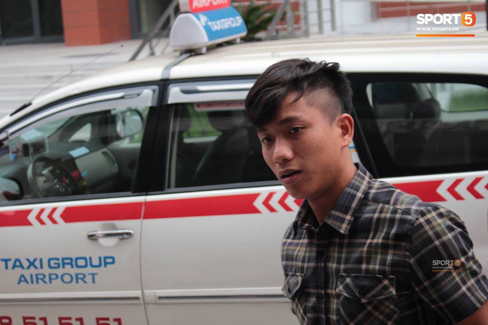 Văn Toàn diện hàng hiệu chuẩn rich kid trong ngày hội quân cùng đội tuyển Việt Nam-5