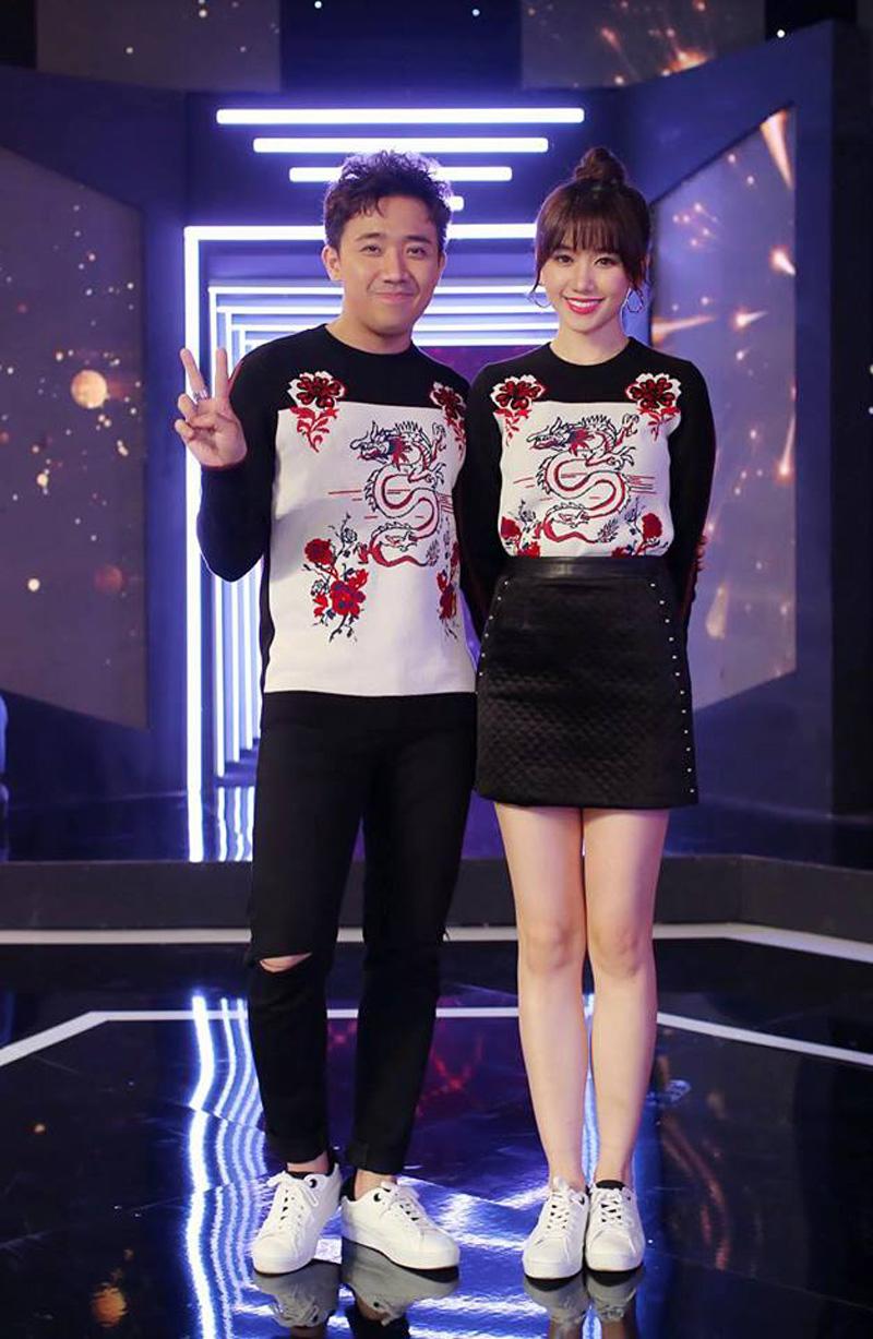 Đệ nhất nghiện mặc đồ đôi với vợ đích thị là Trấn Thành, đến màu son môi cũng bắt chước-11