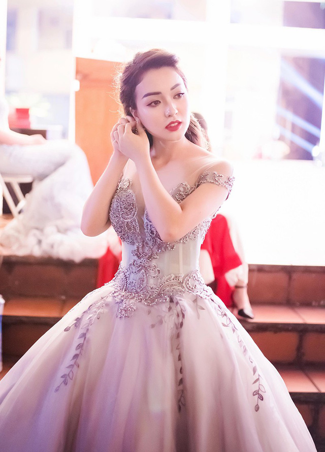 Tân Hoa khôi có đôi mắt biết nói” của ĐH Y Dược Thái Nguyên-6