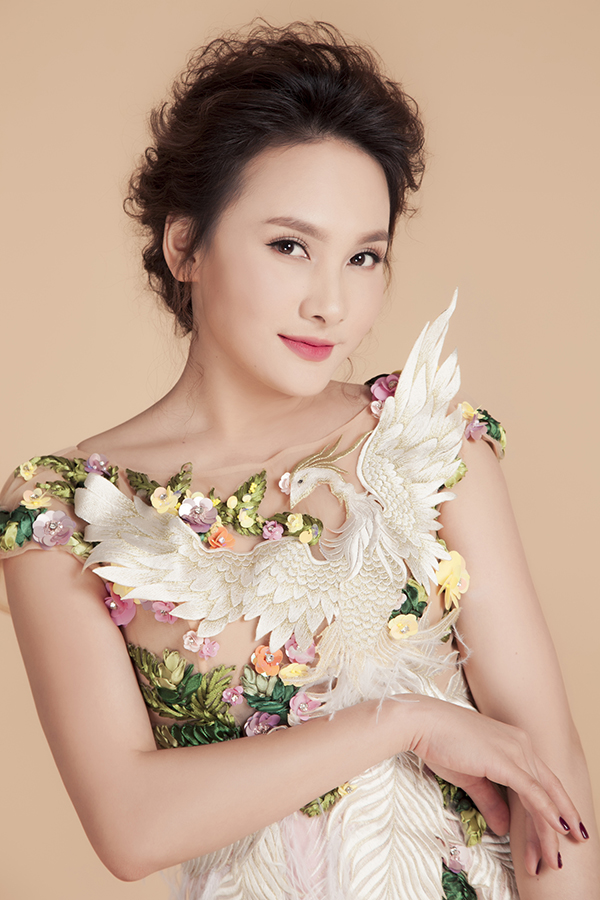 Nàng dâu quốc dân Bảo Thanh khéo léo khoe đường cong với đầm dạ hội kiêu sa-11