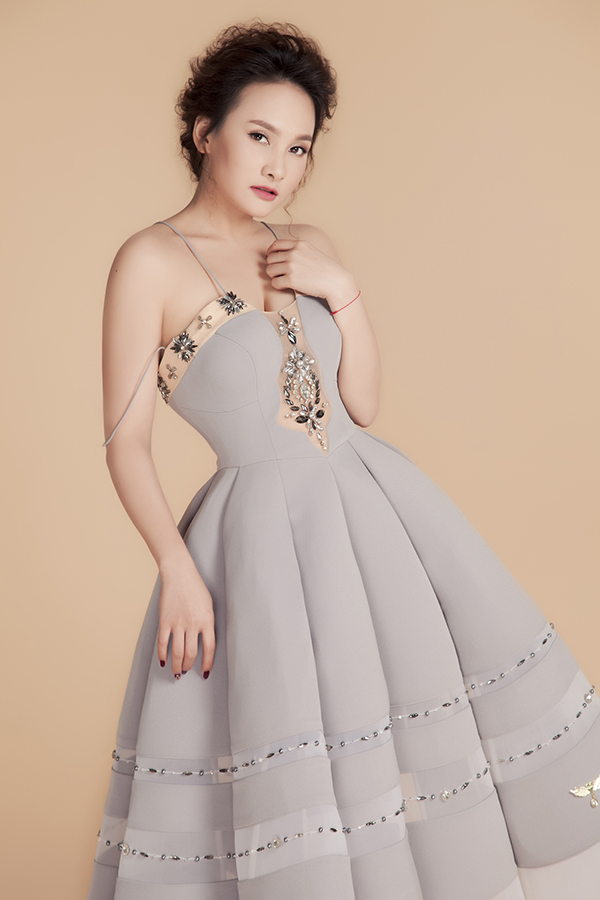 Nàng dâu quốc dân Bảo Thanh khéo léo khoe đường cong với đầm dạ hội kiêu sa-6