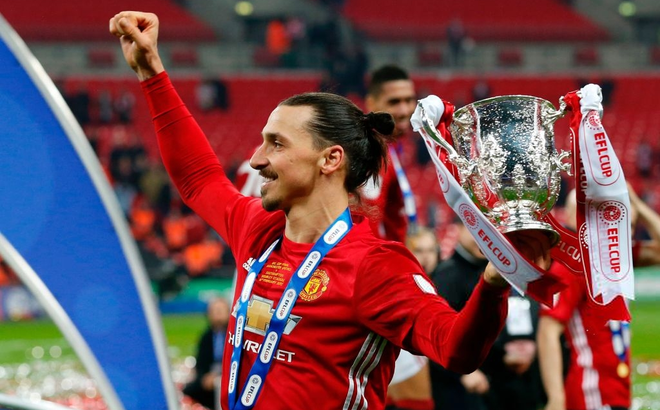 Zlatan Ibrahimovic sắp quay trở lại Old Trafford để giải cứu Mourinho?-1