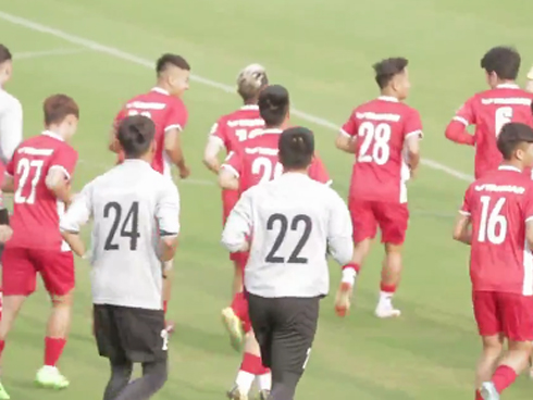 Xuân Trường một mình luyện bài tập lạ do thầy Park chỉ định-1