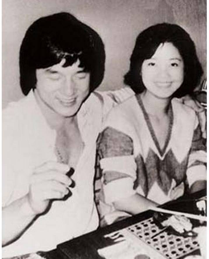 Đặng Lệ Quân: Ước mơ mặc áo cưới chưa một lần thành hiện thực và mối tình dở dang khiến Thành Long mãi trăn trở-10