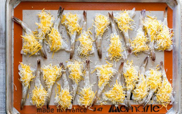 Món ngon cuối tuần: Tôm nướng phô mai thơm lừng béo ngậy-3