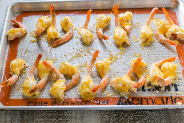 Món ngon cuối tuần: Tôm nướng phô mai thơm lừng béo ngậy-4