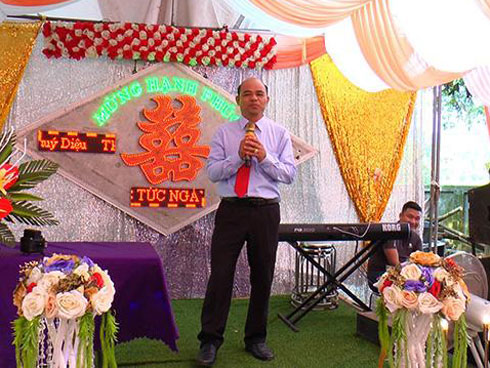 Nhận được thiệp mời cưới qua inbox, bạn cũ liền gửi tiền mừng bằng ảnh minh hoạ-5