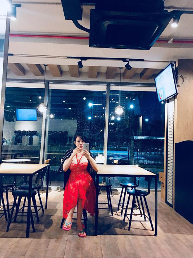 Sau 5 năm ngoan hiền, Bà Tưng bất ngờ sexy trở lại-8