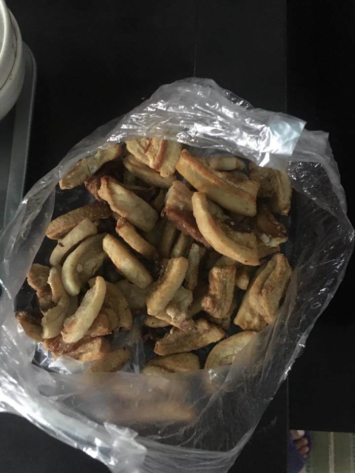 Chàng trai khoe món tóp mỡ tuổi thơ thần thánh, cả nghìn người vào xin miếng vì quá thèm-2