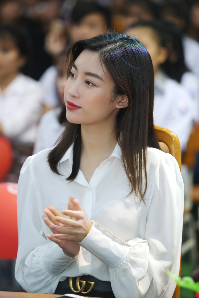 Hoa hậu, đại gia và chuyện Đỗ Mỹ Linh không thể dành tình yêu cho một chàng trai kém cỏi-3