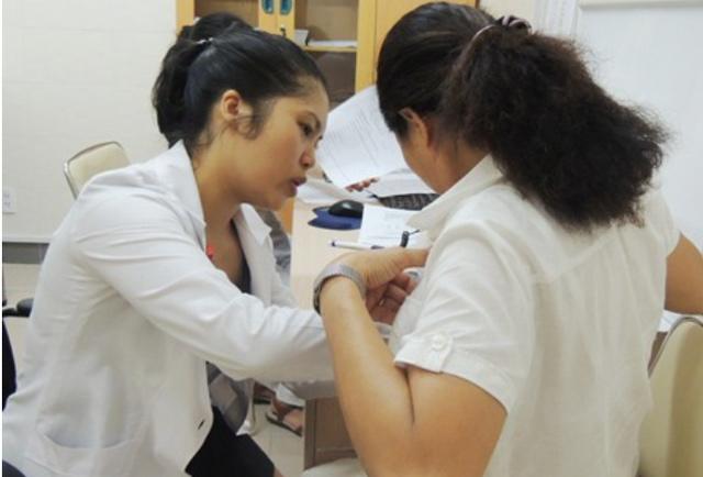 Đau đớn những cô gái vừa dậy thì đã nhận án tử” vì biết muộn điều này-1