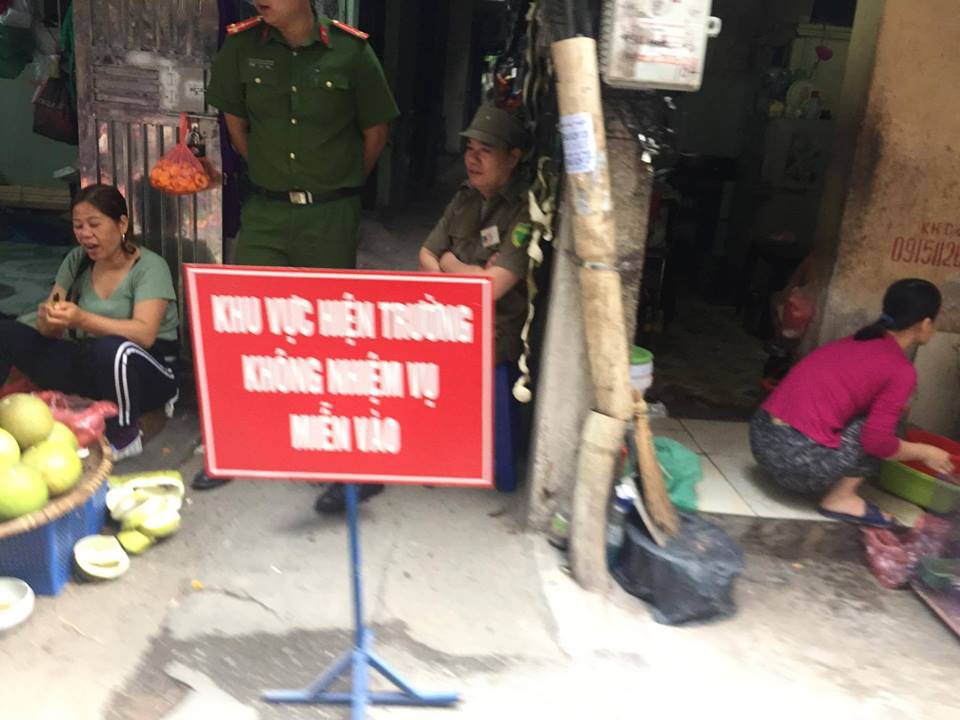 Vụ bé trai 6 tuổi bị bố dượng tẩm xăng đốt: Trước lúc mất, cháu chỉ hỏi bố Linh có sao không mẹ...-2