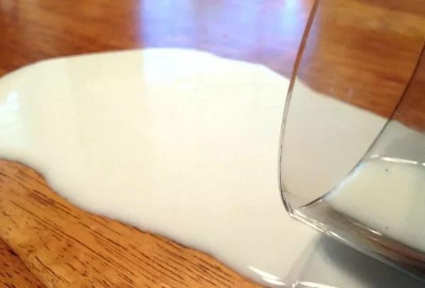 Nếu biết sữa thừa có nhiều công dụng thế này bạn sẽ ước chưa từng đổ chúng đi-5