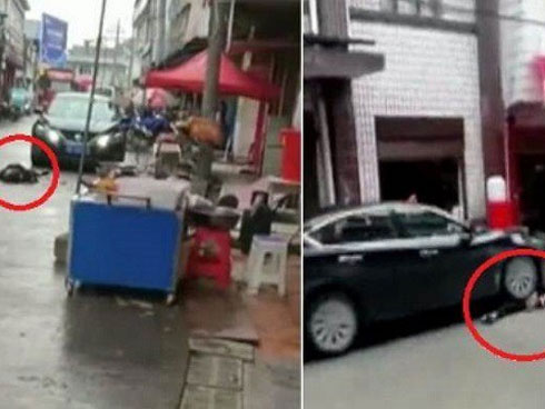 Đi bộ bị xe đạp điện đâm, người đàn ông nằm ăn vạ giữa đường khiến ai đi qua cũng nán lại-3