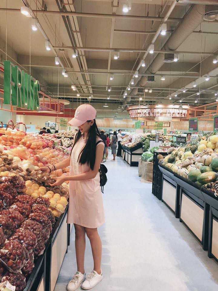 Là Hoa hậu nhưng Trần Tiểu Vy vẫn một mực trung thành với món đồ từ thời còn là nữ sinh này-5