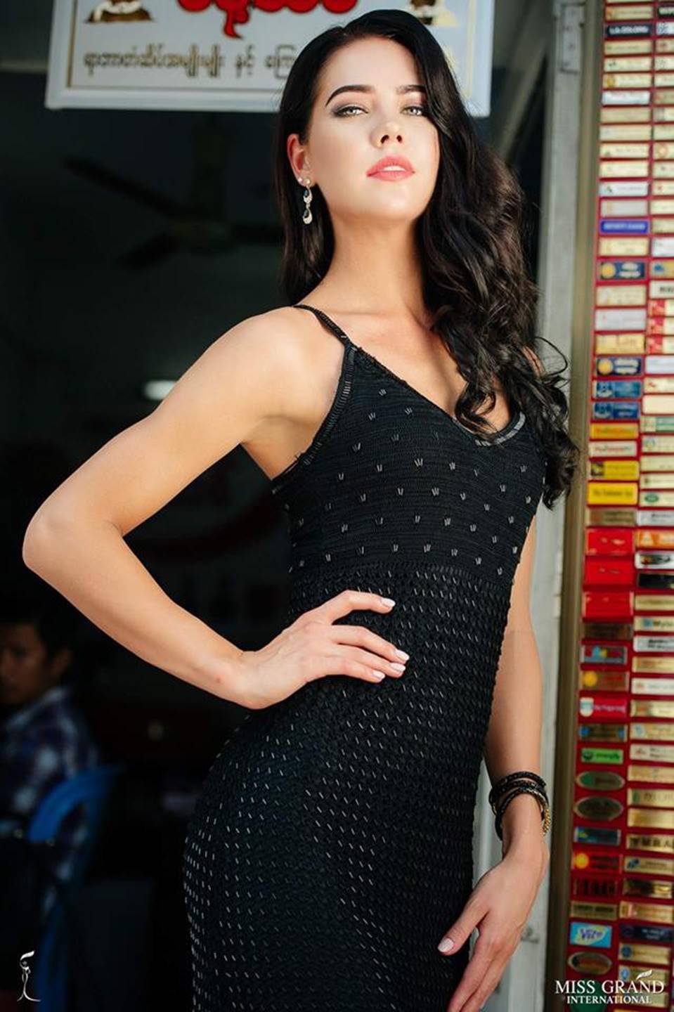 Phương Nga vào Top 9 chụp ảnh chân dung tại Hoa hậu Hòa bình Quốc tế 2018-7