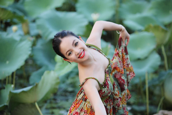 Nhan sắc gợi cảm của vợ Vũ mặt sắt phim Quỳnh búp bê-15