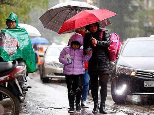 Không khí lạnh tràn về, miền Bắc chuyển mưa rét từ chiều nay