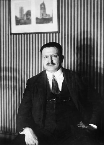 Ngày này năm xưa: Bi kịch vũ nữ thoát y làm điệp viên-4