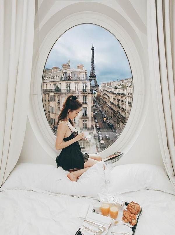 Ngọc Trinh diện nội y ren gợi cảm đầy khiêu khích-7