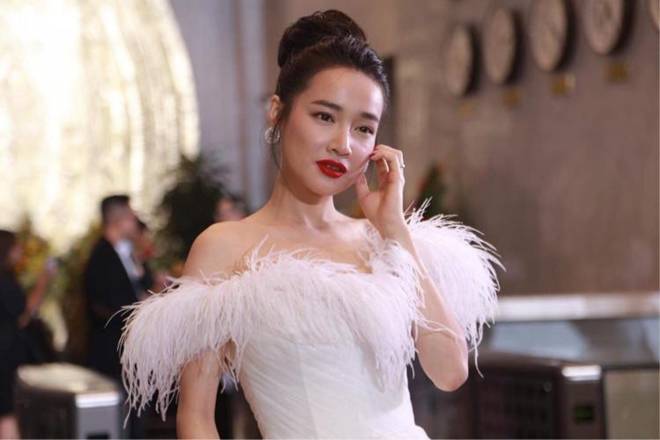 Nhờ Kỳ Duyên, Nhã Phương mới thấy màu son và cách tô son cũng có thể dìm hàng nhan sắc-16