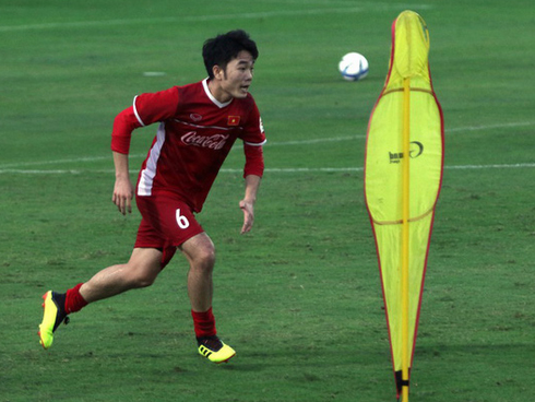 Tuyển Việt Nam: Kiên nhẫn với Xuân Trường, hay là… thôi?-3