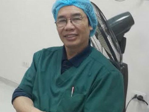 Cụ ông 70 tuổi nhập viện vì yêu” liên tục-1