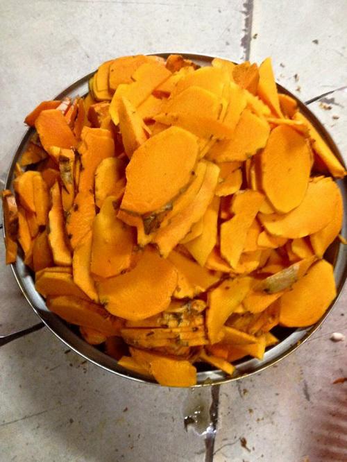 Thái nghệ bỏ vào ngâm với mật ong rồi thoa lên mặt và xem điều kì diệu gì xảy ra-4