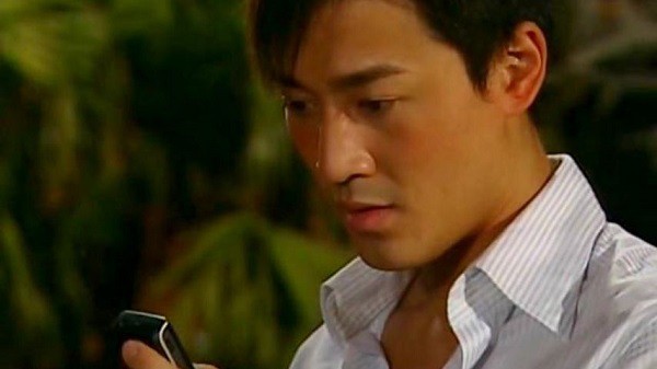 Phát hiện chồng ngoại tình, vợ không đòi ly hôn mà lẳng lặng để một chiếc bút chì trong cặp chồng và chờ kết quả-2