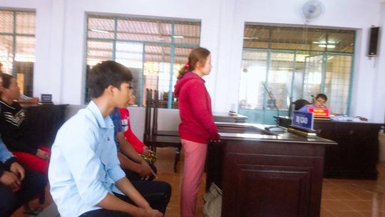 Diễn biến vụ đánh ghen như thời trung cổ ở Cà Mau: Truy người tung clip lên mạng-1