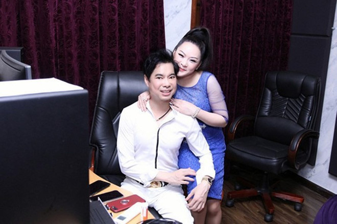 Loạt ảnh ôm ấp tình bể tình tại nhà 100 tỷ khiến Như Quỳnh - Ngọc Sơn bị đồn chuẩn bị cưới?-10