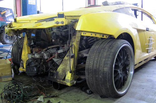 Vụ tai nạn kinh hoàng, siêu xe tan nát thành sắt vụn ở Việt Nam-5