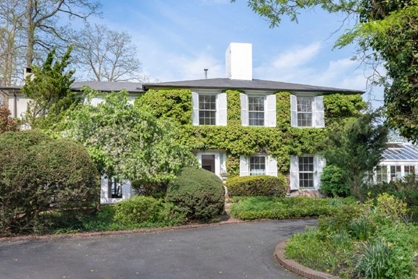 Bên trong biệt thự 93 tỷ của diễn viên sexy nhất thế giới-2